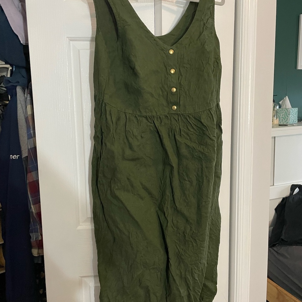 Not Perfect Linen Green Button-Up Valley Dress